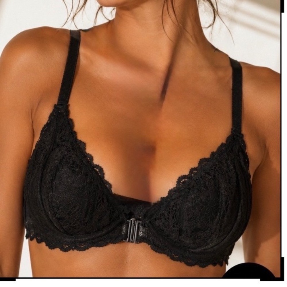 PINK Victoria's Secret Black Lace Date Racerback‎ Push-Up Bra Front Close 32DD